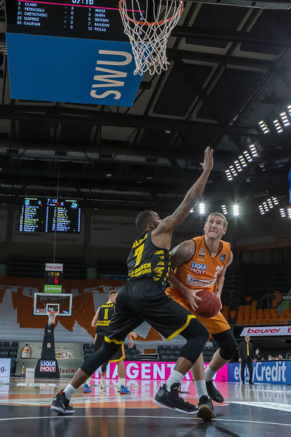 巴萨已经将 巴萨已经将