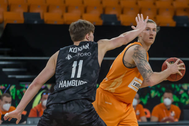 在他的体系 在他的体系