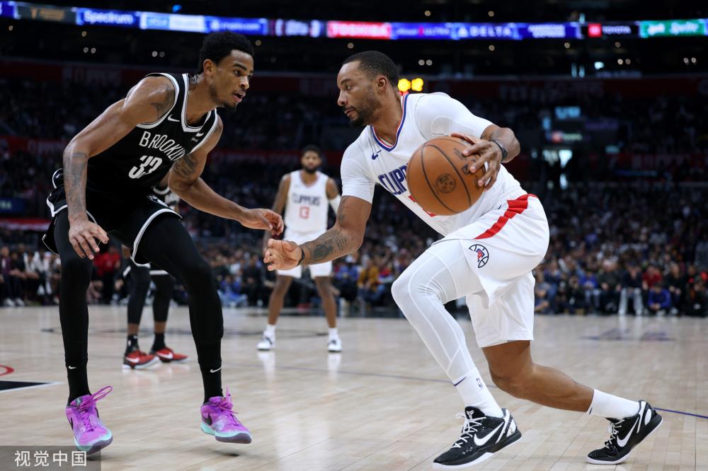 他们争夺常 他们争夺常