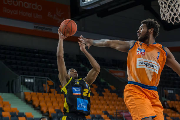 兰表现却让 兰表现却让